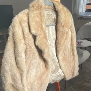 COPY - Vintage mink fur shortie jacket (it’s not sold yet)